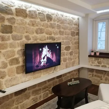 V&m Luxury Apartman