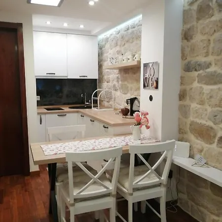 V&m Luxury Apartman